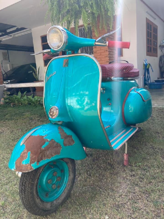 Vespa ss180