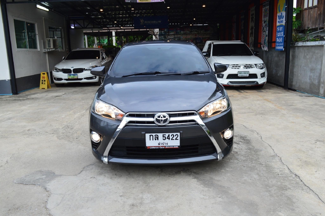 ฟรีดาว์toyota yaris ปี2014 รถผู้หญิงใช้มือเดียวลำดับที่1