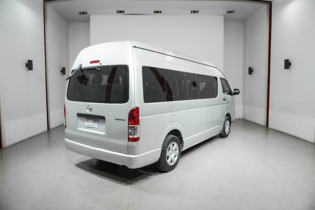 Toyota COMMUTER 3.0 D4D (MNC) MT ปี 2017