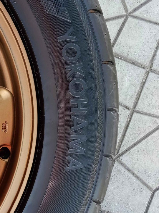 TE37 งานไทยพร้อมกับยาง yokohama ปี 2020 255/55 r18 9"0 ใส่ไปแคเดือน กว่าๆ