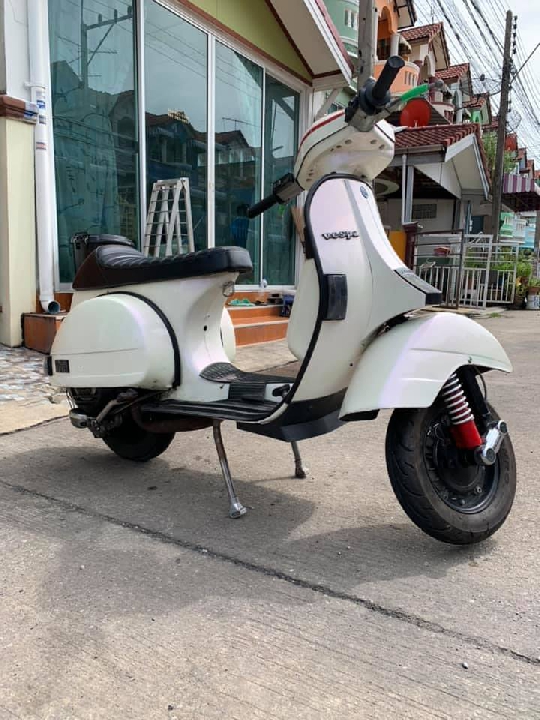 ขาย Vespa T5 สีขาวมุก ครับ