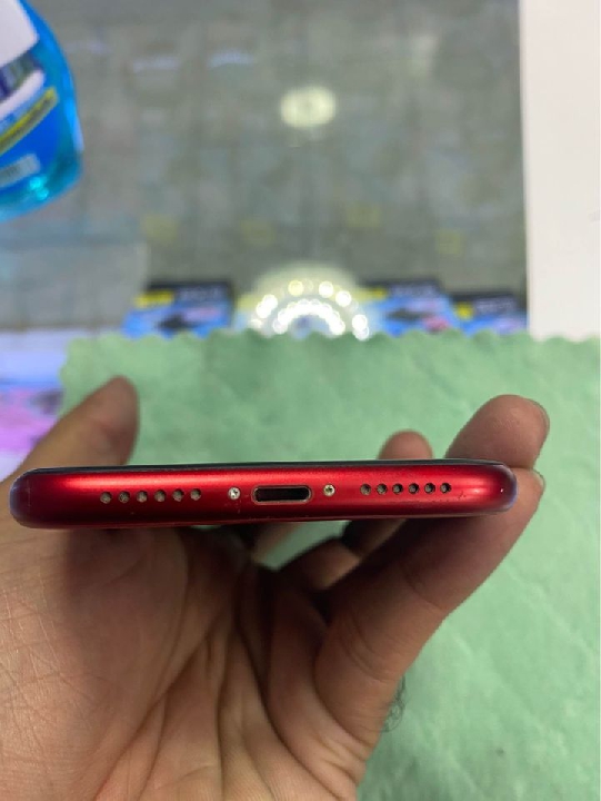 iPhone XR 64g สีแดง