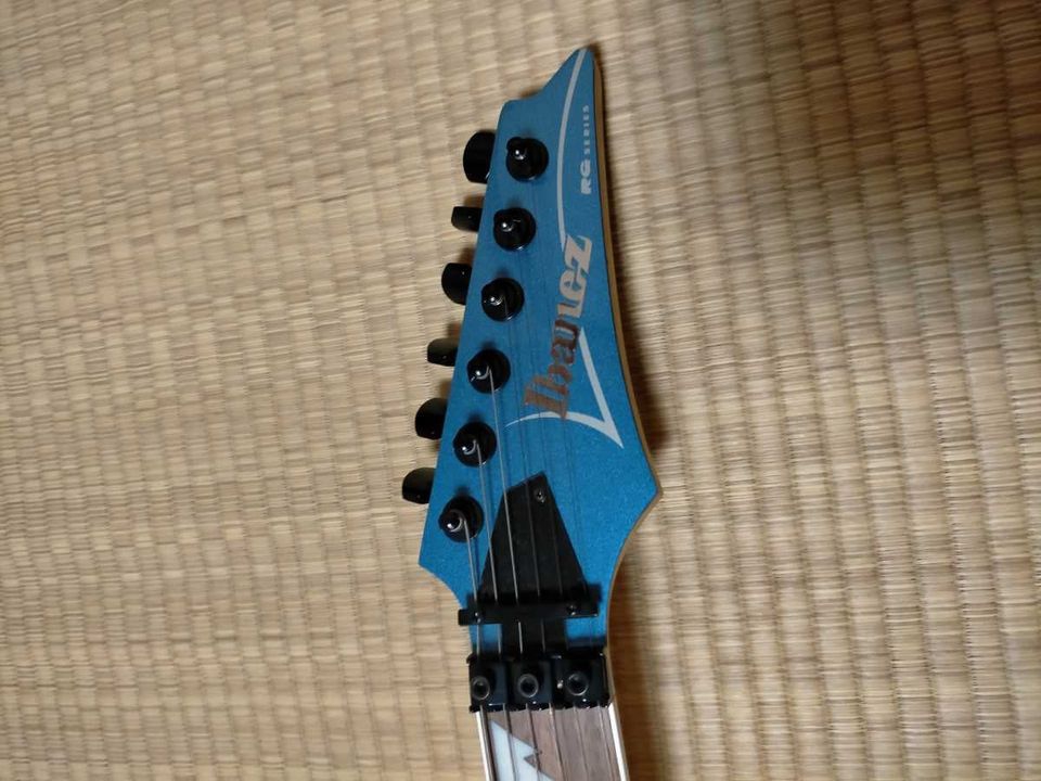 กีต้าร์ไฟฟ้า Ibanez RG350R1
