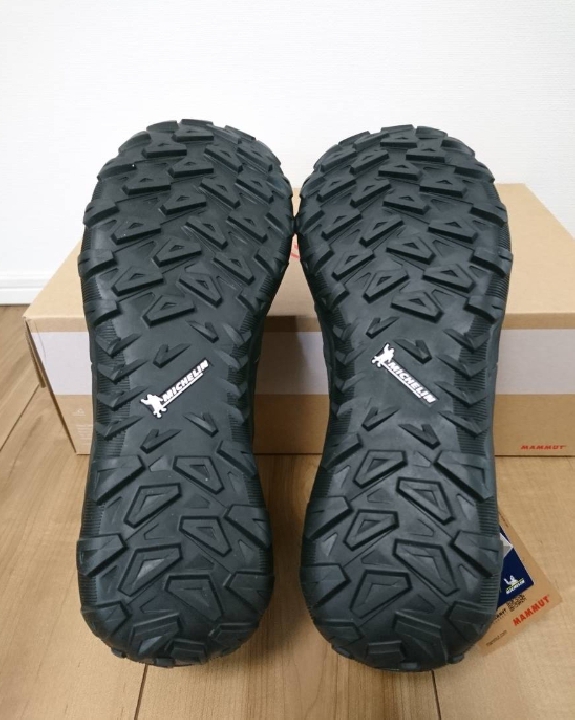 รองเท้าเดินป่า Mammut Gore-Tex (US 9)