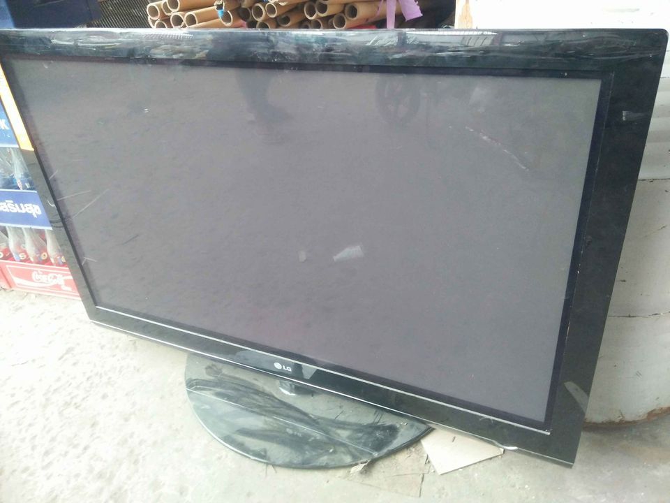 ขาย TV. ยี่ห้อ LG. ขนาด 50"