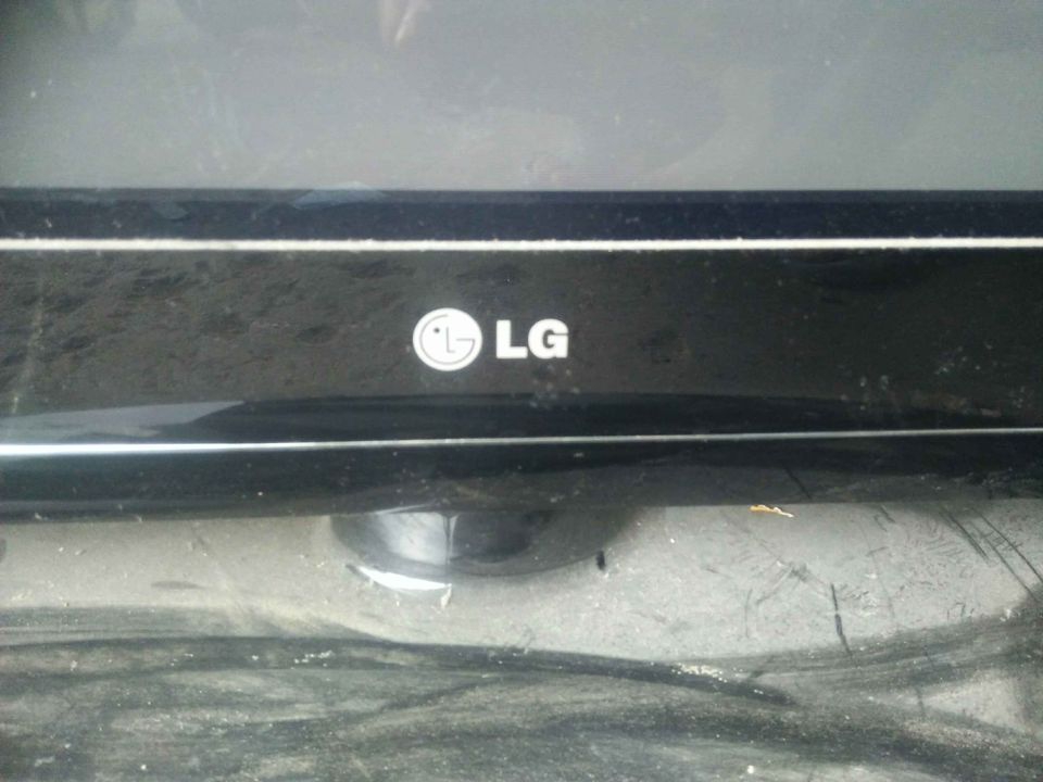 ขาย TV. ยี่ห้อ LG. ขนาด 50"