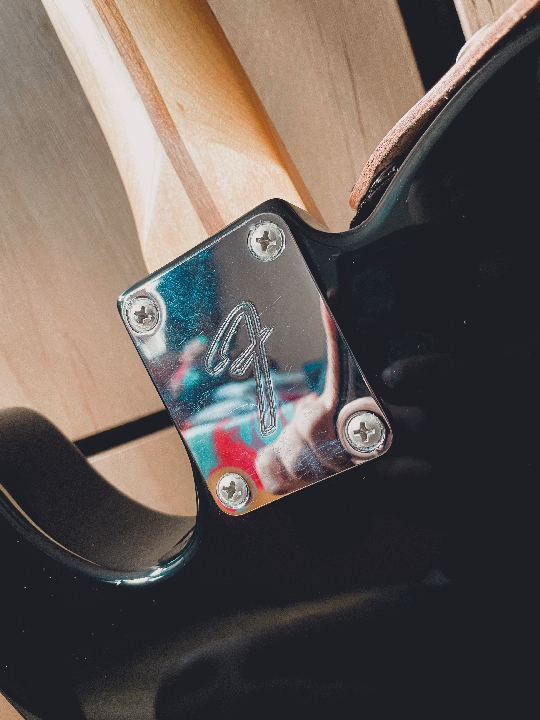 fender player telecaster (แท้) และ fender champion 20 (แท้)
