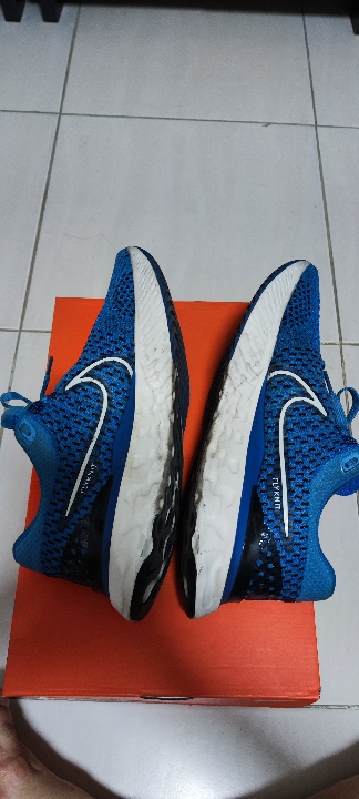 ขาย nike react infinity run fk3 Size 10.5 us 9.5uk cm28.5 Eur 44.5 br 42.5 สภาพ