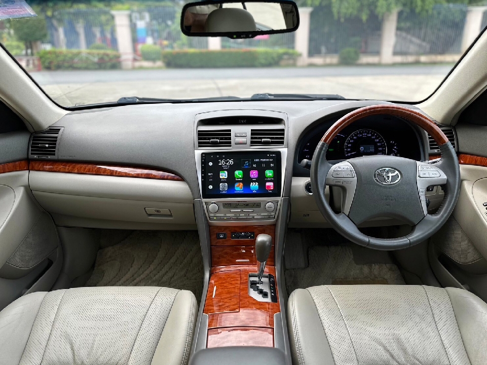 TOYOTA CAMRY 2.4 AT 2011