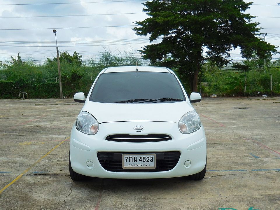 2013 Nissan March