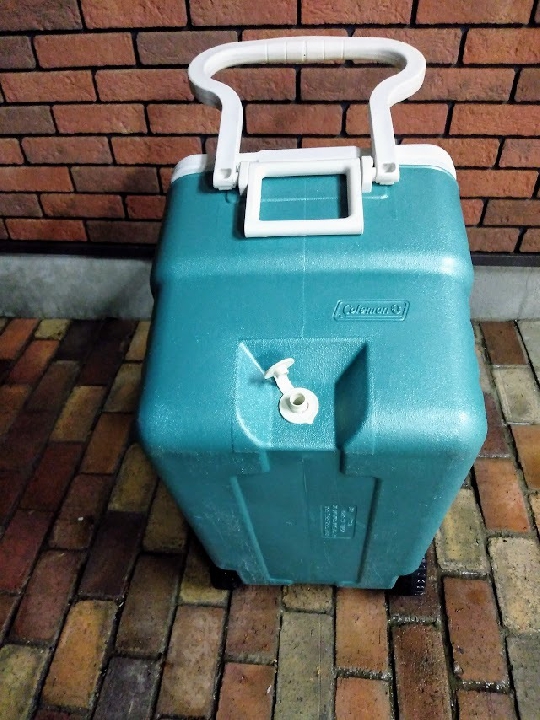 กระติก Coleman Cooler Box Ultimate Xtreme Wheel