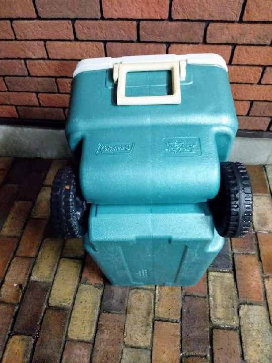 กระติก Coleman Cooler Box Ultimate Xtreme Wheel