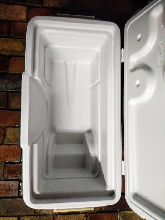 กระติก Coleman Cooler Box Ultimate Xtreme Wheel