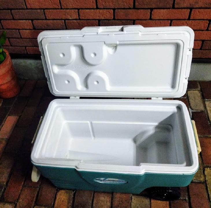 กระติก Coleman Cooler Box Ultimate Xtreme Wheel