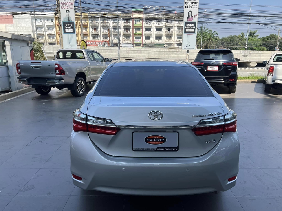 Toyota New Altis 1.8 E MC ปี 2018 (รองรับน้ำมันE85)