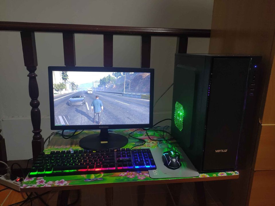 คอมพิวเตอร์เล่นเกมส์