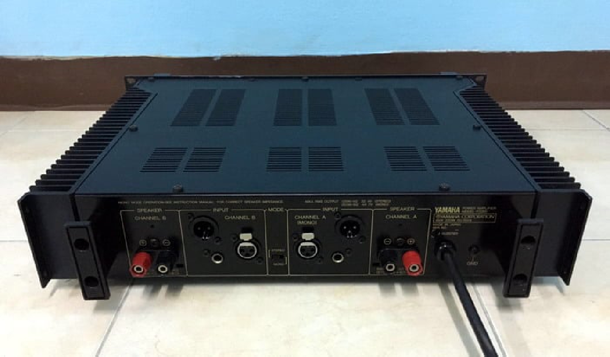 แอมป์ YAMAHA P2080