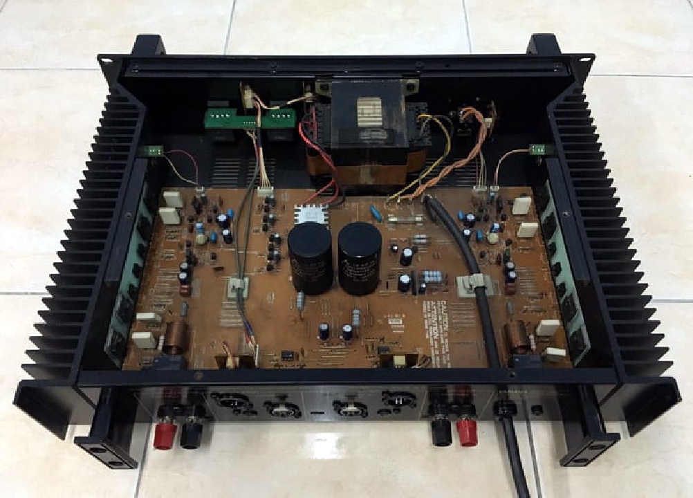แอมป์ YAMAHA P2080