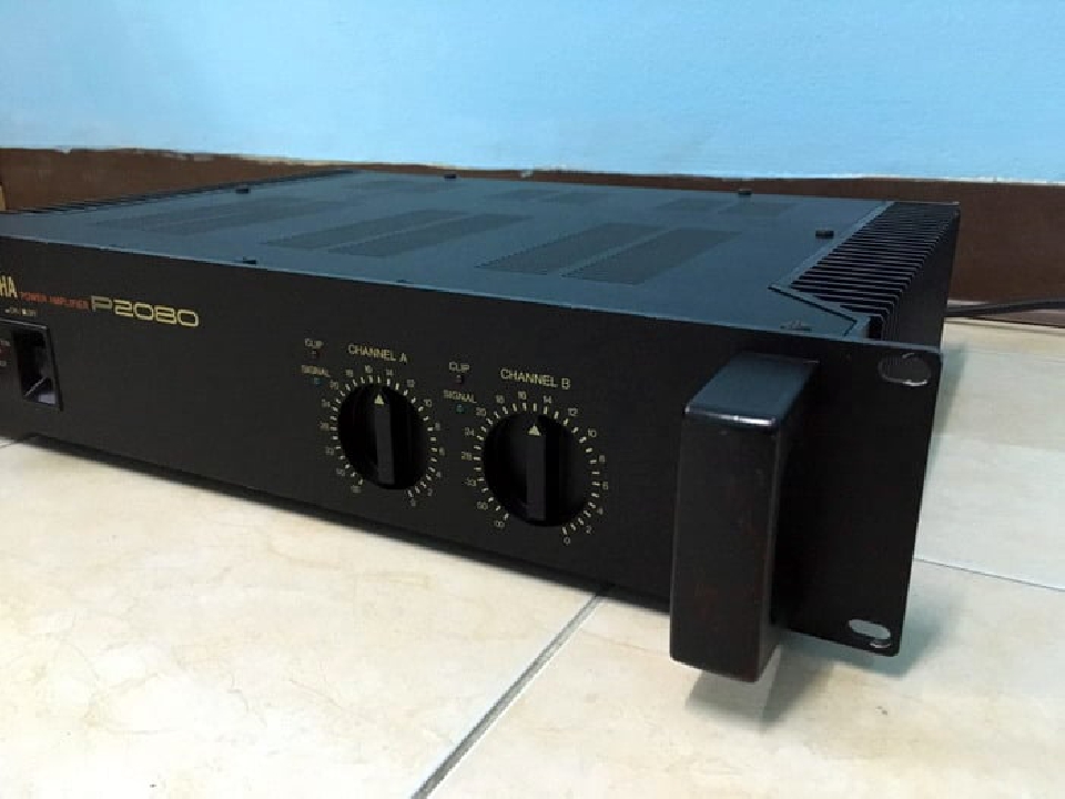 แอมป์ YAMAHA P2080