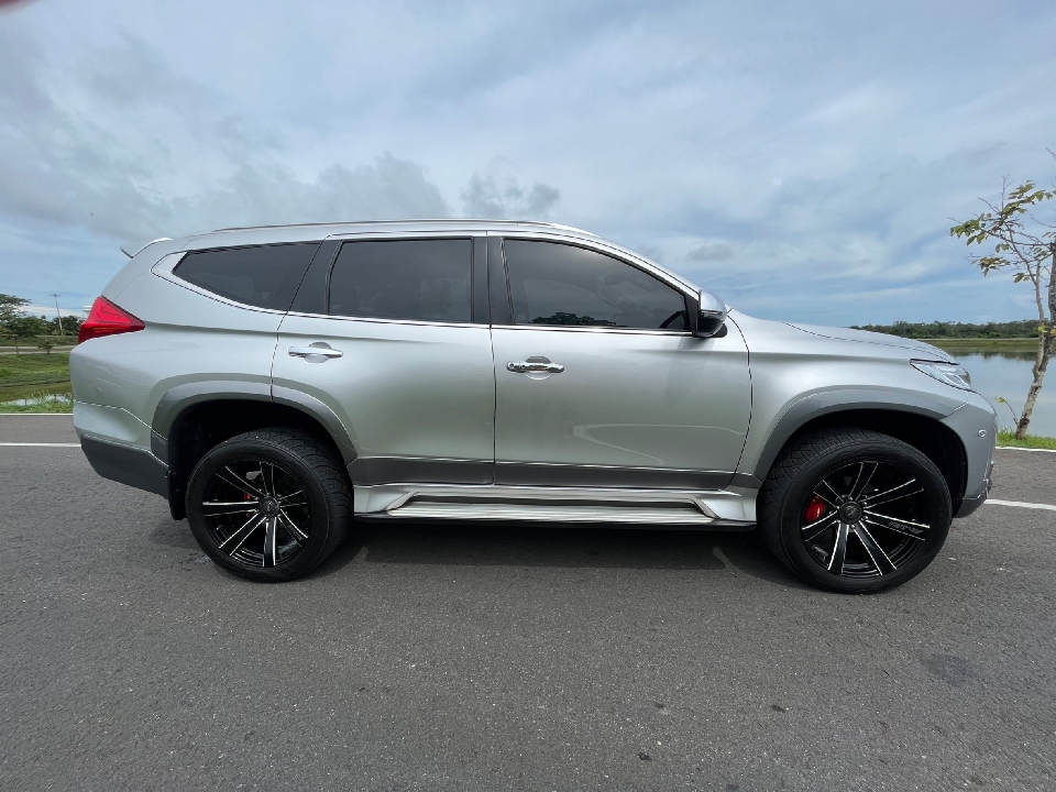 MITSUBISHI PAJERO SPORT 2.4 GT Premium Elite Edition 4WD AT 2017