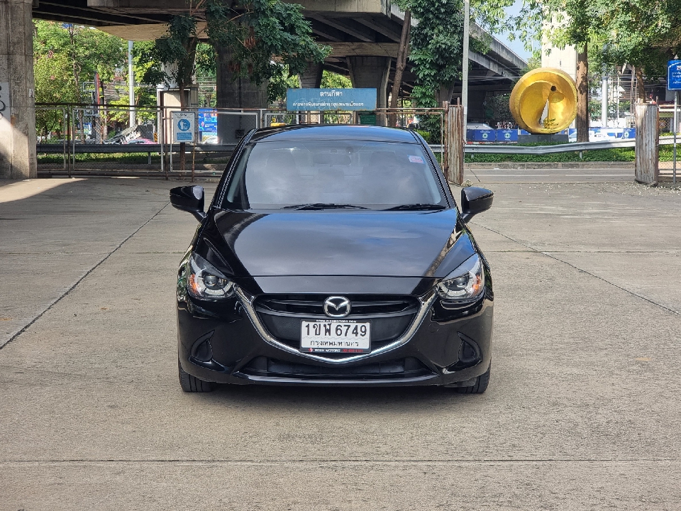 ฟรีดาวน์ Mazda 2 1.3 High SkyActiv  AT ปี 2018