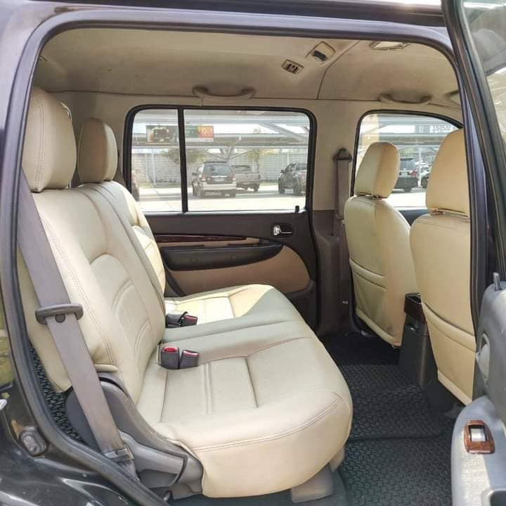 FORD EVEREST 2.5 LTD SUV AT 2004