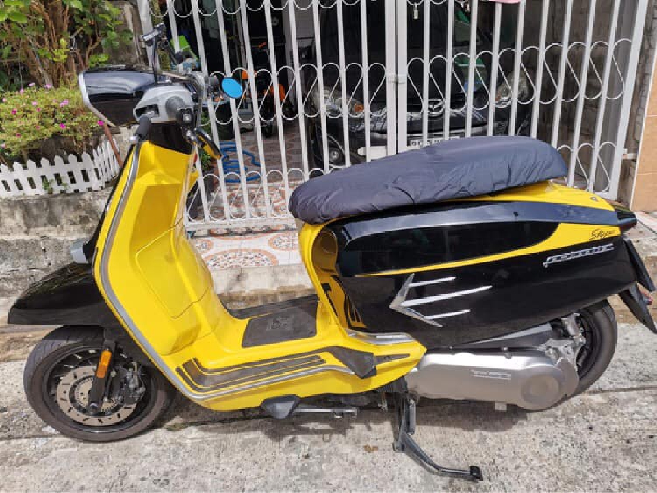 Lambretta V200S