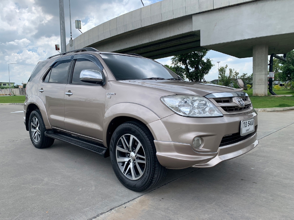 TOYOTA FORTUNER 2.7 V เบนซิน + LPG รถปี 2008