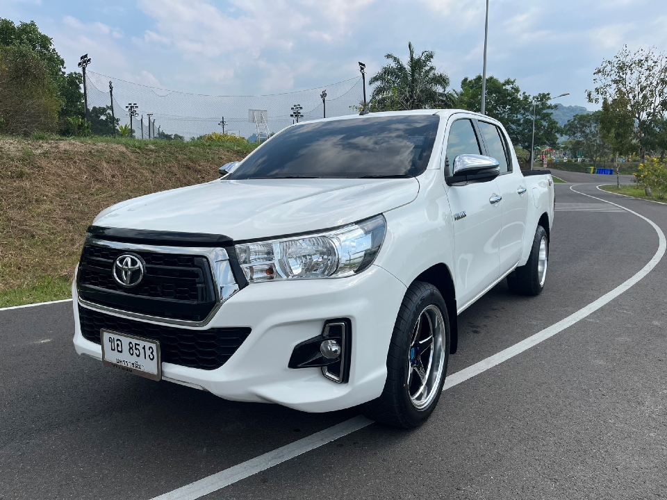 TOYOTA HILUX REVO 2.4 J PLUS DOUBLE CAB AT 2019