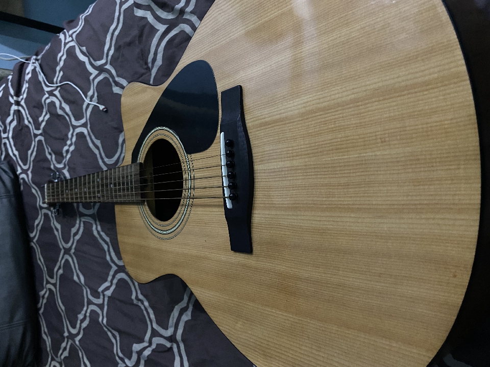 Yamaha fs100c