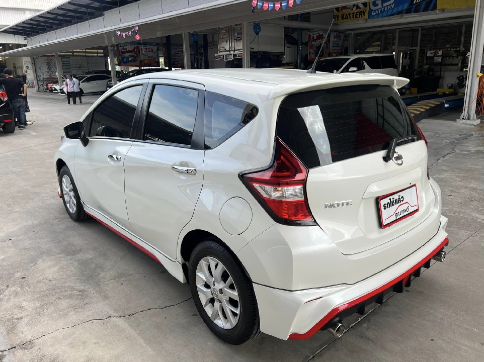 Nissan NOTE 1.2 V ปี2018 / ปุ่ม Push Start