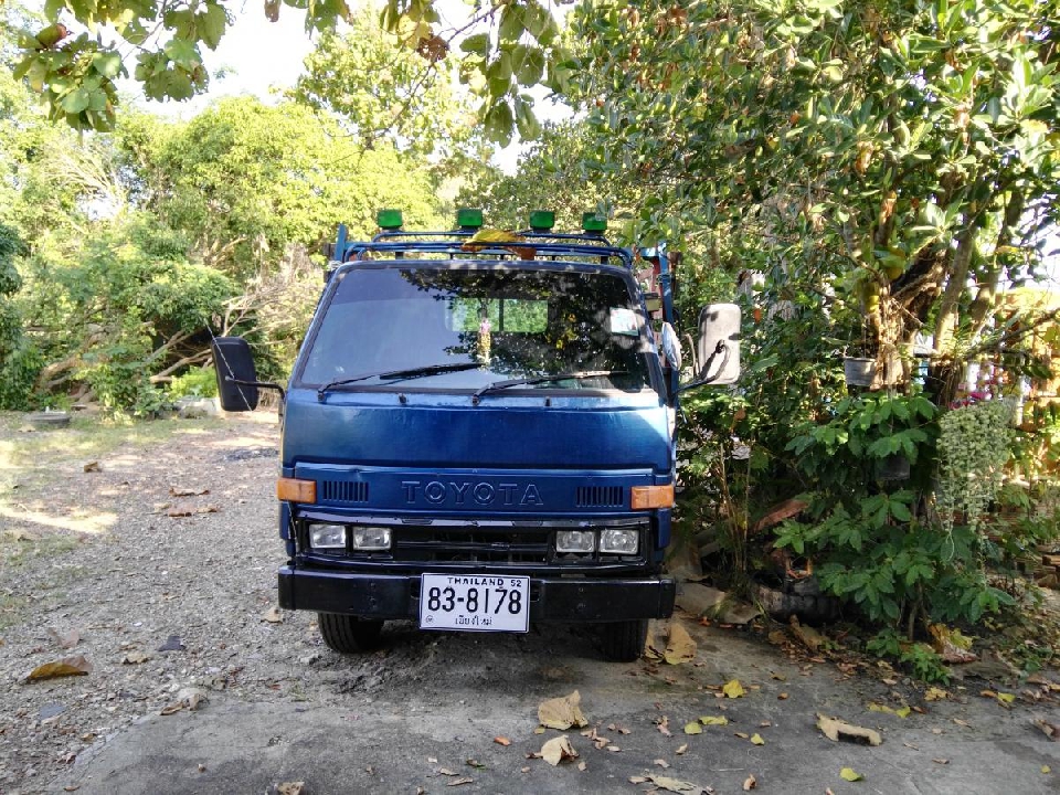 รถบรรทุก6ล้อ TOYOTA DYNA 115 แรงม้า ปี 1989 สภาพดีมาก