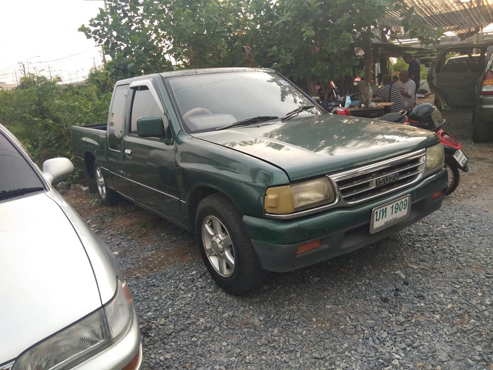 Isuzu TFR ปี  1990