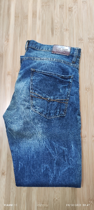 ขาย 480b กางเกง jeans zara ผ้า เนื้อบาง ใส่สบาย เนื้อผ้าผสม สเปนเด็ก มีความยืดหยุ่น เป็นกระดุม