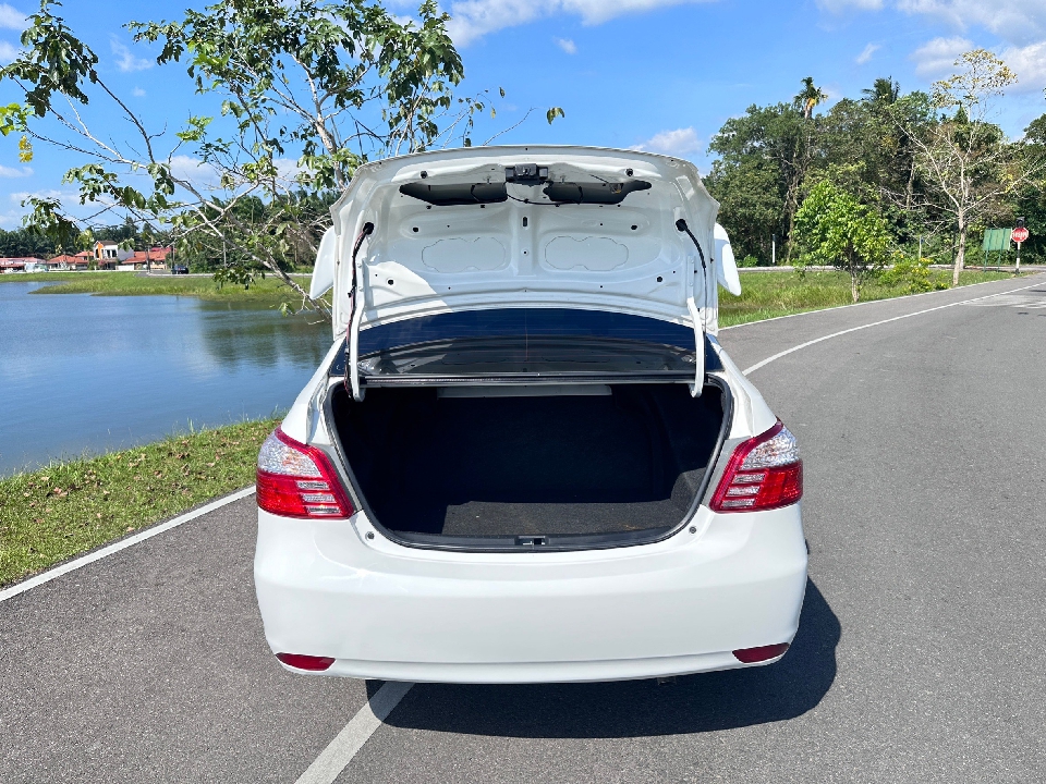 Toyota Vios  1.5 J AT 2013 รถสาวย ไมล์น้อย รถบ้านแท้