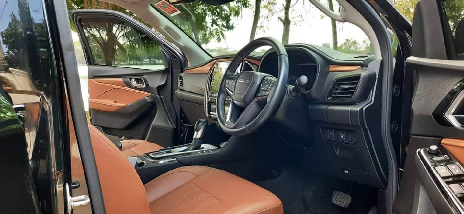 Isuzu Mu-X 1.9 Ultimate Top สุด 30.899 km แท้เช็ค0 ตลอด