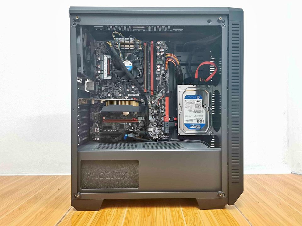 คอม มือสอง cpu i5 ram16 gtx750 ssd120 /WD 500g เสียบไฟใช้ได้เลยคับ ยินดีถ่ายวีดีโอให้ดูคับ
