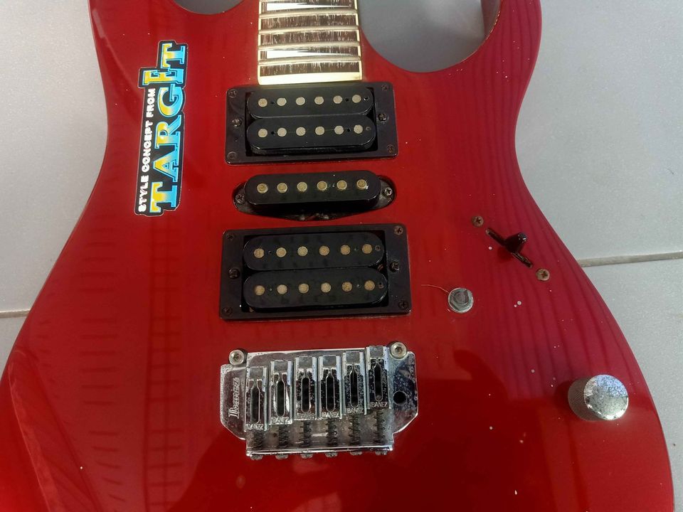 ขายคับกีต้าไฟฟ้า Ibanez สภาพ70% 3500