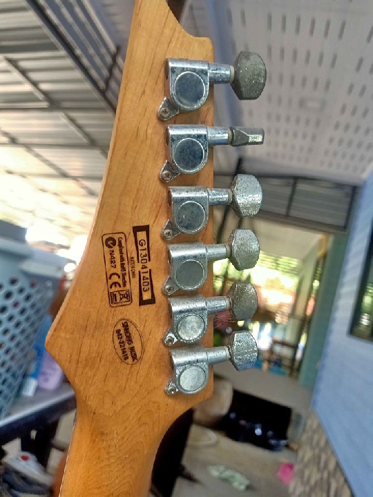 ขายคับกีต้าไฟฟ้า Ibanez สภาพ70% 3500