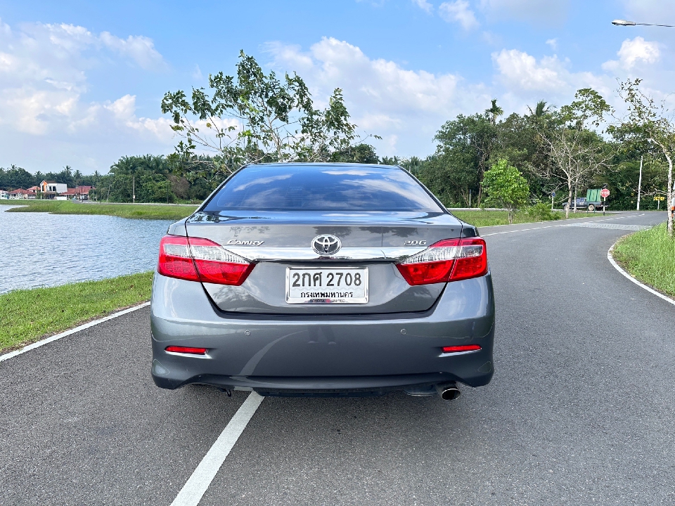 TOYOTA CAMRY 2.0 G AT ปี 2013