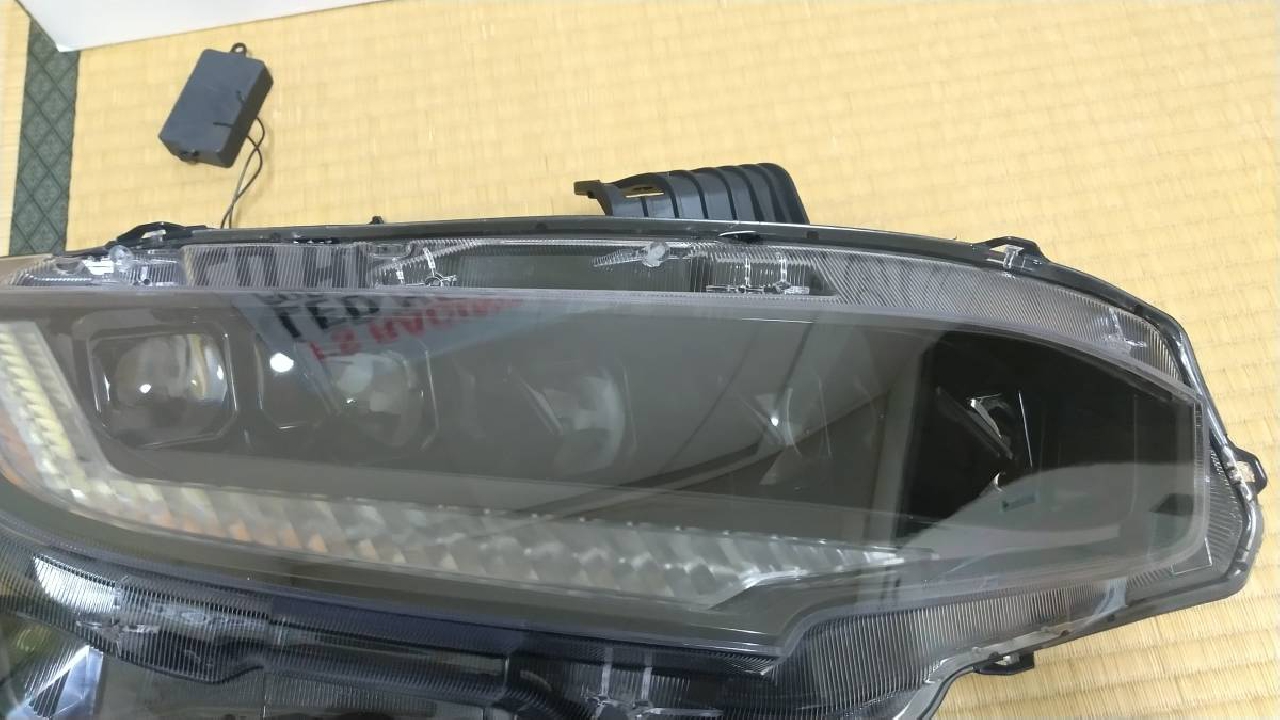 ไฟหน้า  LED Headlights Civic FK8 FK7