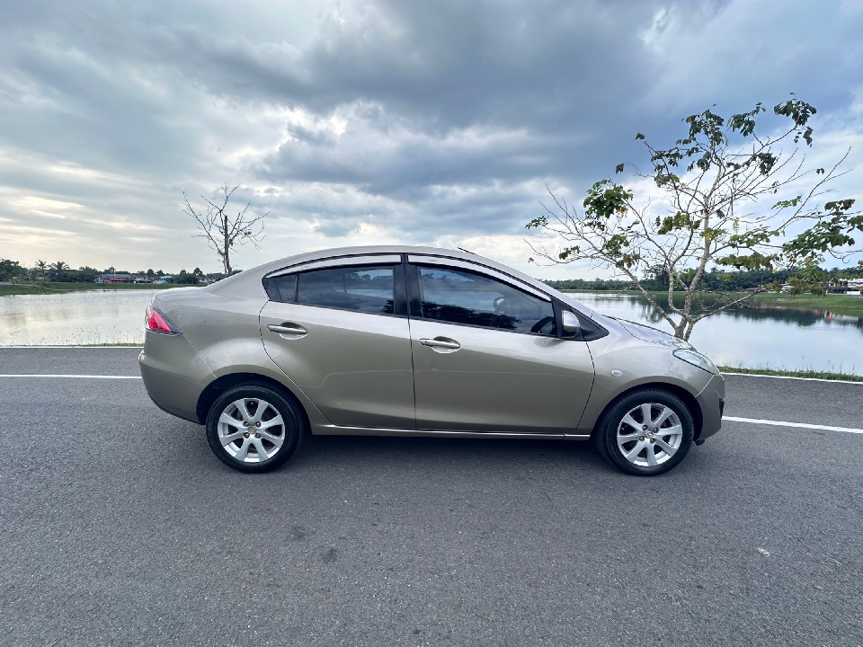 MAZDA 2 1.5 Spirit AT ปี 2010