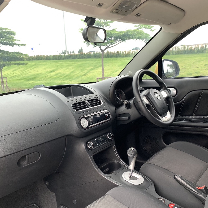 MG 3 1.5D(Twotone) AUTO 2016