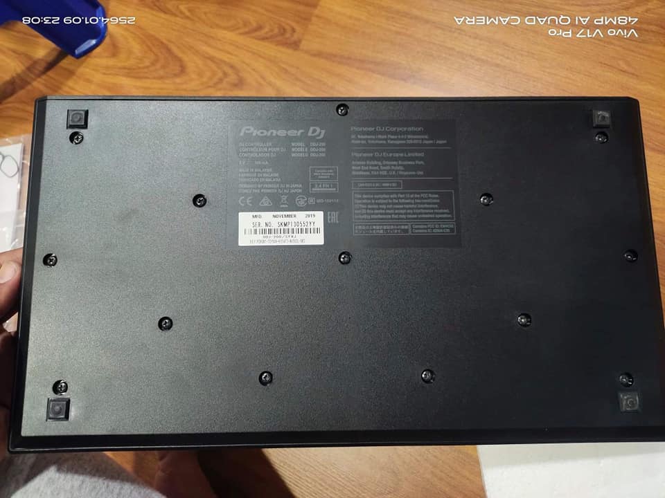 Slllart Dj controller DDJ-200