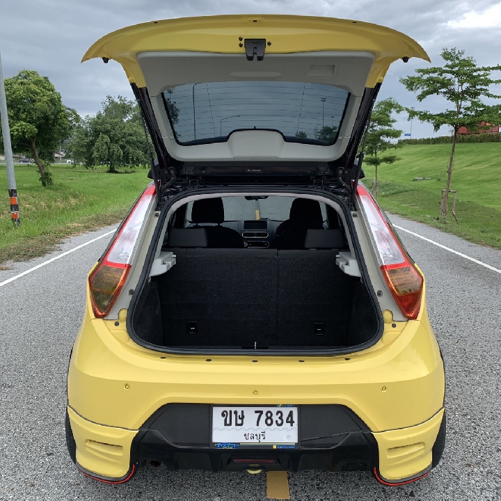 MG 3 1.5D(Twotone) AUTO 2016