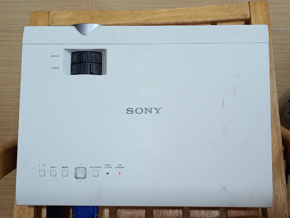 โปรเจคเตอร์Sony VPL-DX140 ความสว่าง 3200 Lumensดูหนัง ดูบอล สบายตา