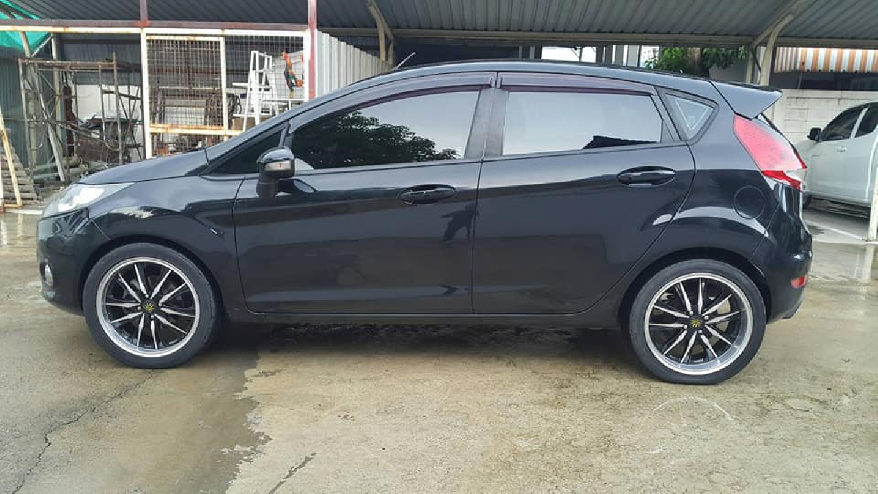 Ford Fiesta 1.5 Sport 5 ประตู สวยๆ