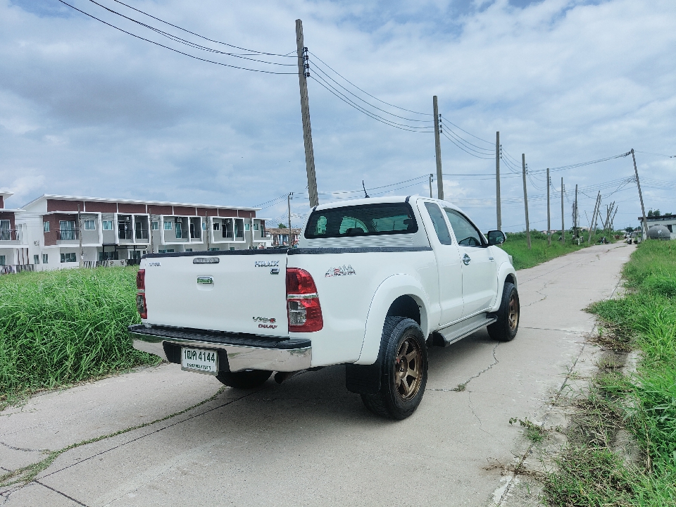 TOYOTA​ VIGO​ CHAMP2.5 VN AT ปี​ 2014