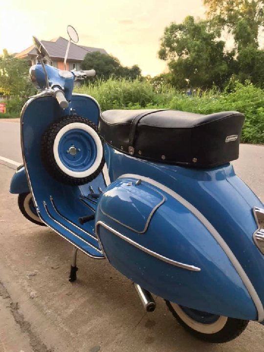Vespa 64 ครับ