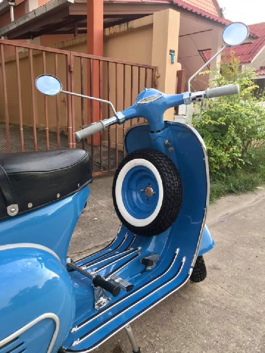 Vespa 64 ครับ